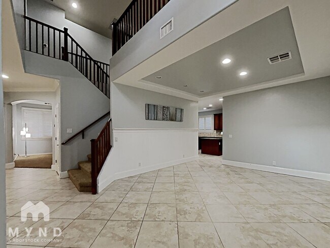 Foto del edificio - 4043 E Bruce Ave