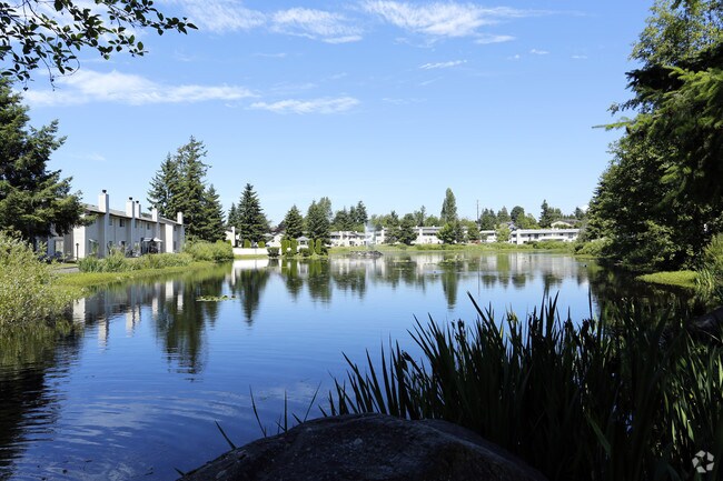  - Fountain Lake Townhomes
