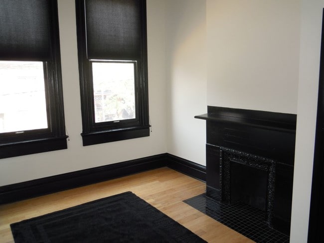 Fotografía del edificio - 2010 E Carson St