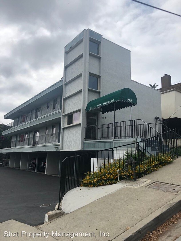 Foto principal - 1767 Torrance St