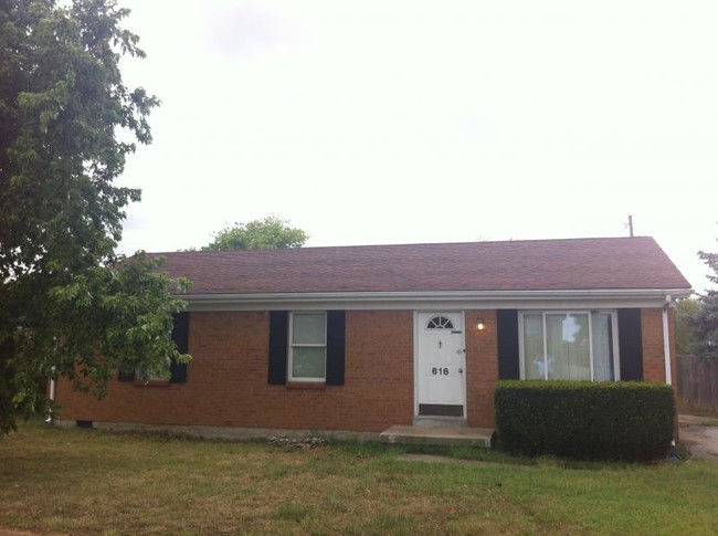 Building Photo - 616 Longview Dr