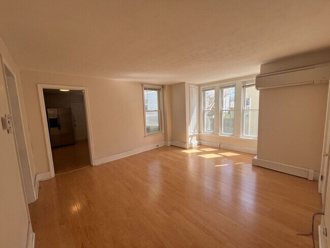 Foto del edificio - 823 Chestnut St