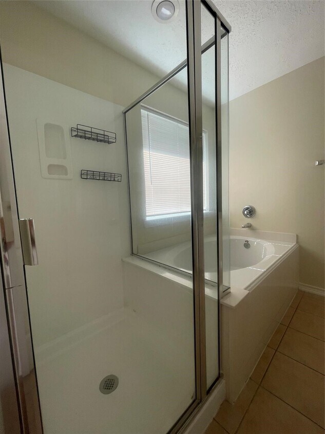 Foto principal - 13064 Peppergate Ln