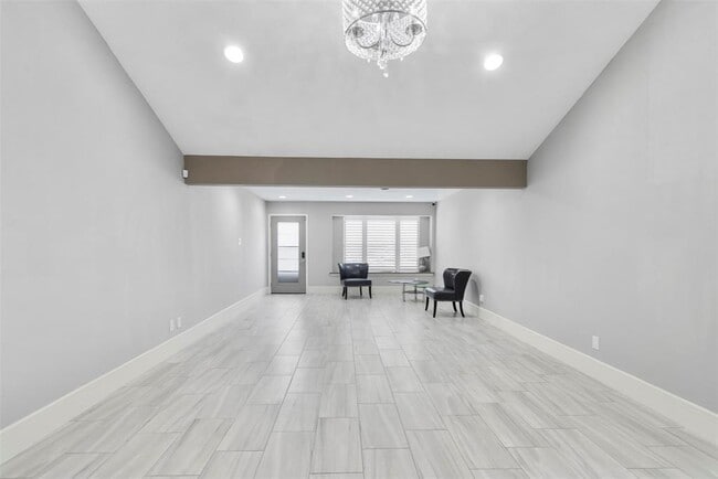 Building Photo - 7727 Barberton Dr