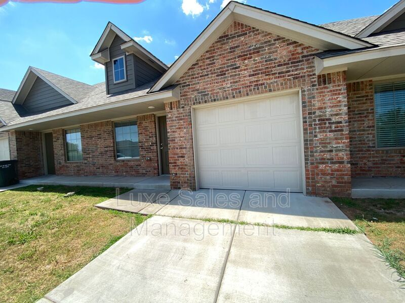 4604 Loch Ln, Del City, OK 73115 House for Rent in Del City, OK