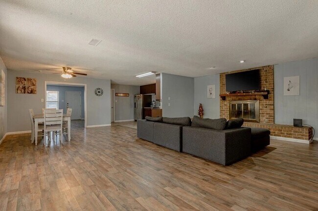 Foto del edificio - 4424 Conley Ave