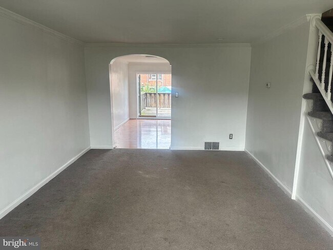 Foto del edificio - 7204 Erdrick St