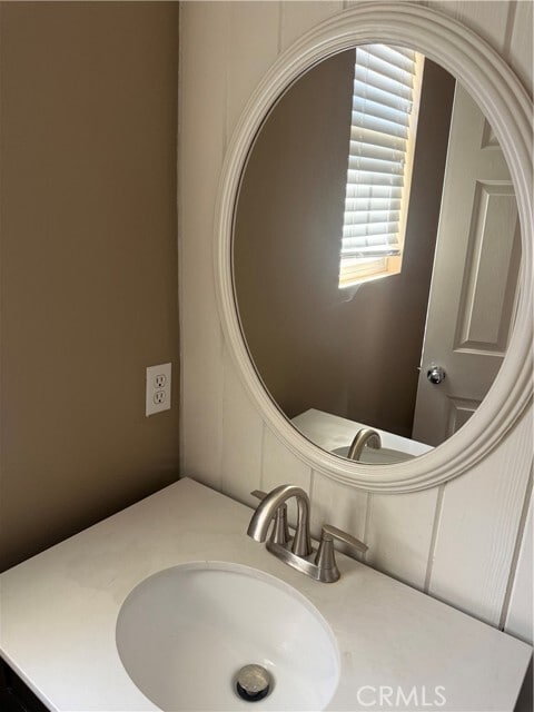 Building Photo - 12585 Montaivo Ln