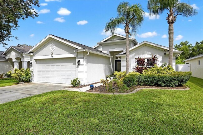 Building Photo - 12414 Cedarfield Dr