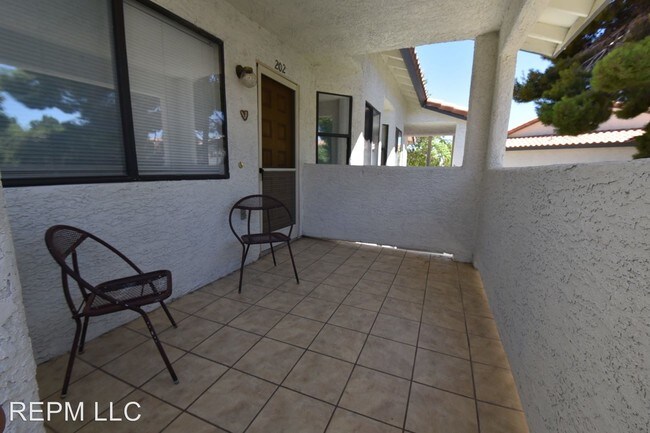 Foto del edificio - 2704 Beaver Creek Ct