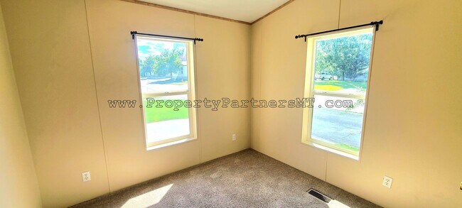 Foto del edificio - ***$1,000 off first month rent*** Remodele...