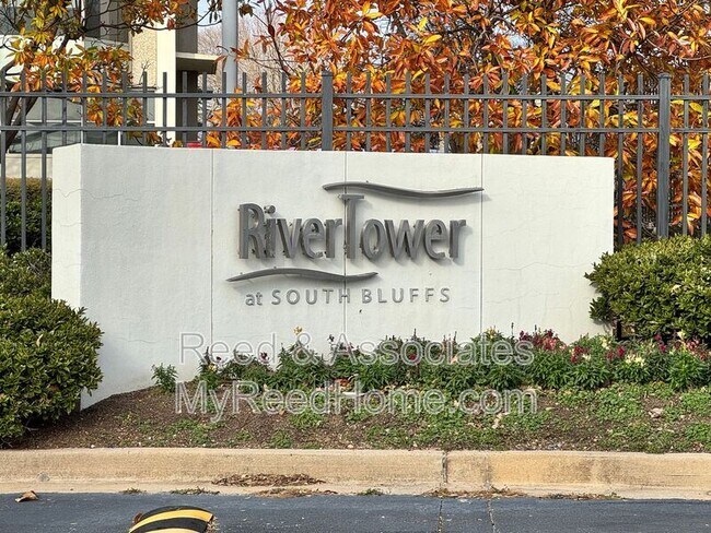 Foto del edificio - 655 Riverside Dr