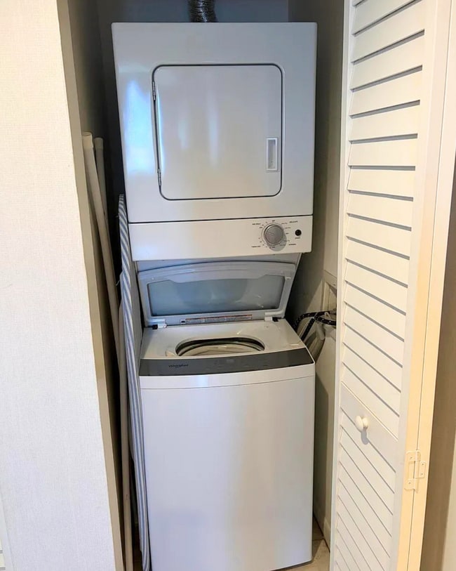Photo - 1551 N Flagler Dr Apartment