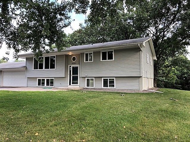 Primary Photo - 1301 County Rd 42 W