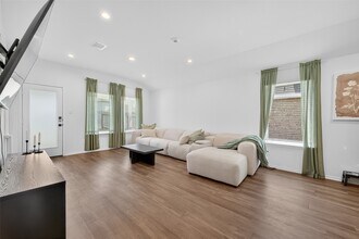 Building Photo - 24422 Oriole Summit Dr