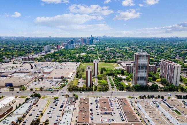 Photo du bâtiment - Bentley Apartments