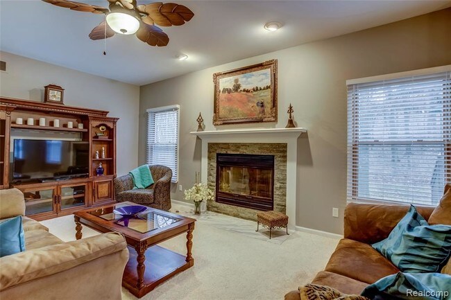 Foto del edificio - 10469 Piedmont Dr