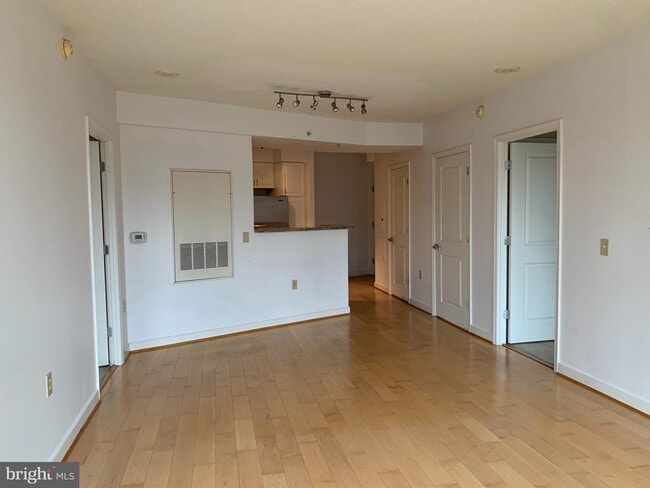 Building Photo - 555 Massachusetts Ave NW