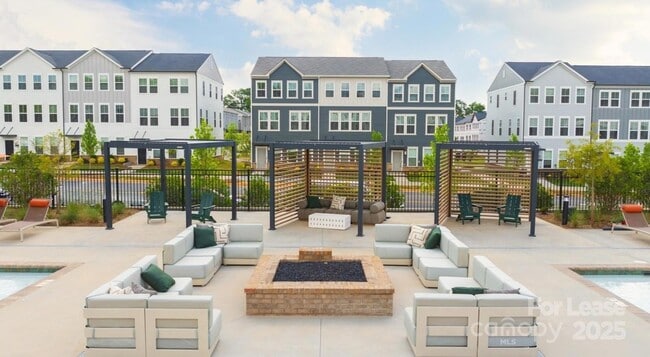 Building Photo - 2020 Winters Eve Dr