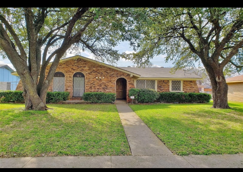 Photo - 2752 Meadow Isle Ln (Dallas, TX)