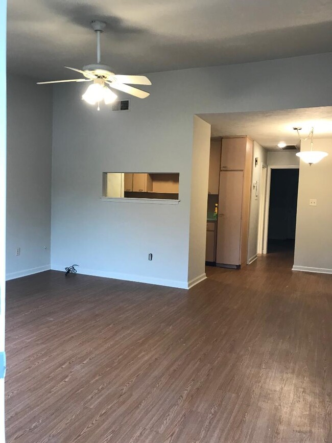 Photo - 3086 Mission Rd Townhome