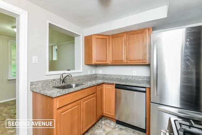 Foto del edificio - 43 Glenview Ave