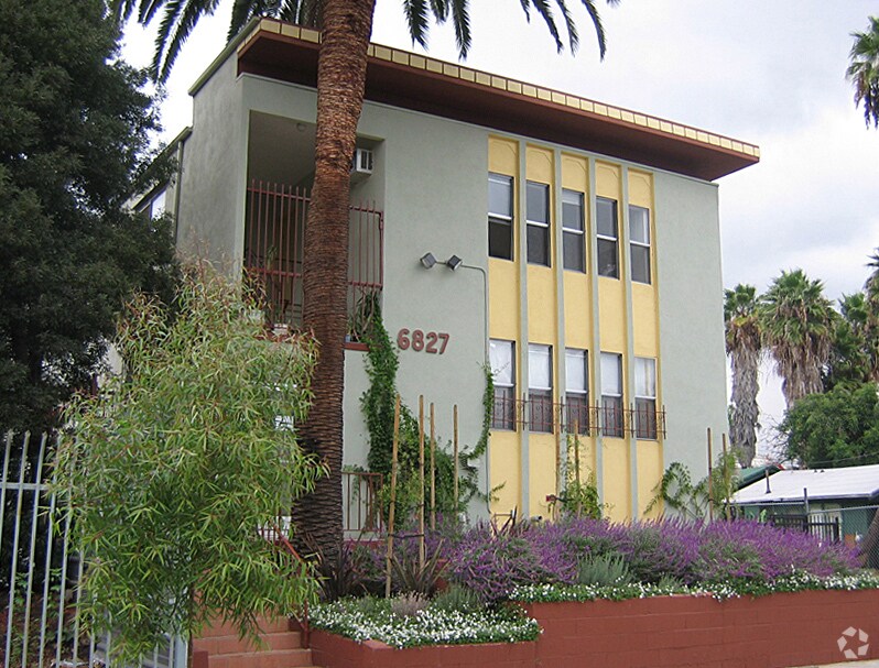 Foto del edificio - 6827 Leland Way