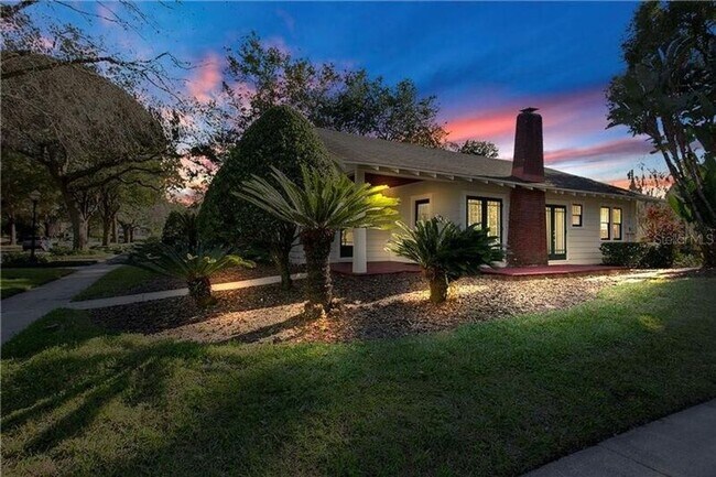 Building Photo - 320 Jasmine Ave