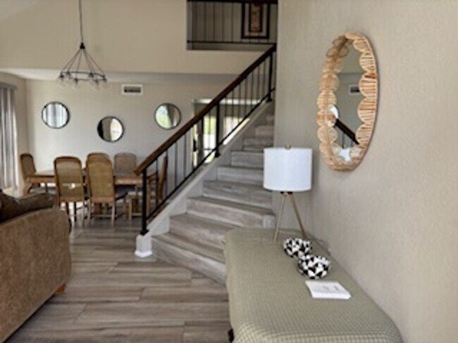 Foto del edificio - 4 BEDROOM 2.5 BATH HOME AT WATERS EDGE IN OCOTILLO CHANDLER, AZ