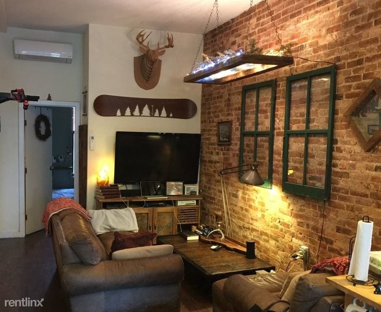 Building Photo - 3 br, 1 bath  - 305 Tompkins Ave #2