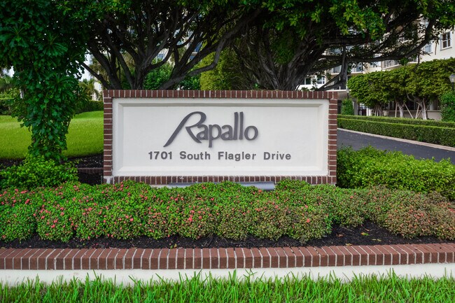 Building Photo - 1701 S Flagler Dr