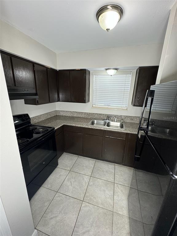 Foto del edificio - 1177 Bentley Rd