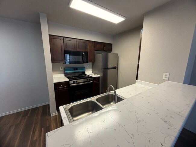 Foto del edificio - 10001 Westpark Dr