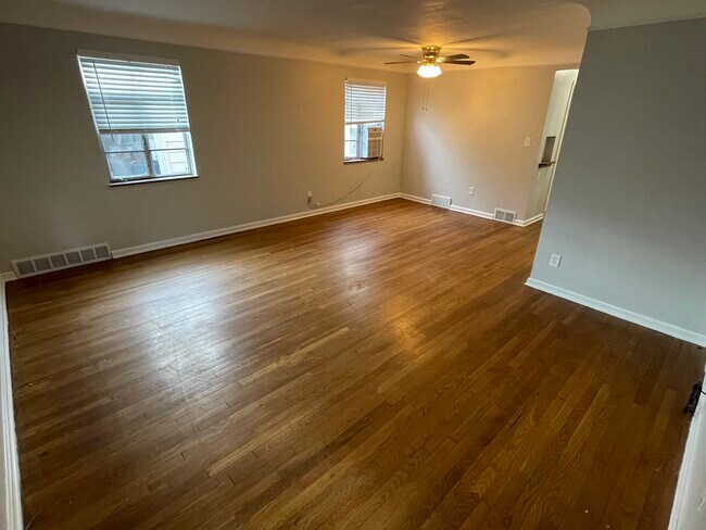 Living room - 10902 Saint Mark Ave