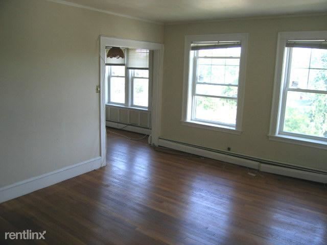 Building Photo - 1 br, 1 bath Apartment - 19 College Ave # 44