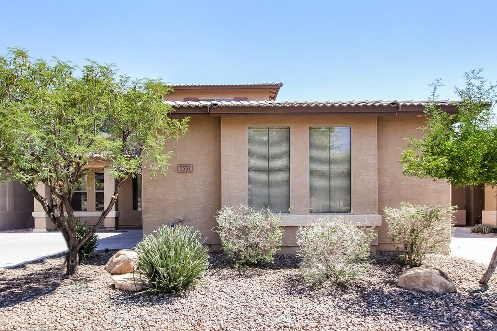 Foto principal - 2531 W Old Paint Trail