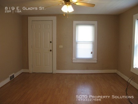 Building Photo - 819 E Gladys St