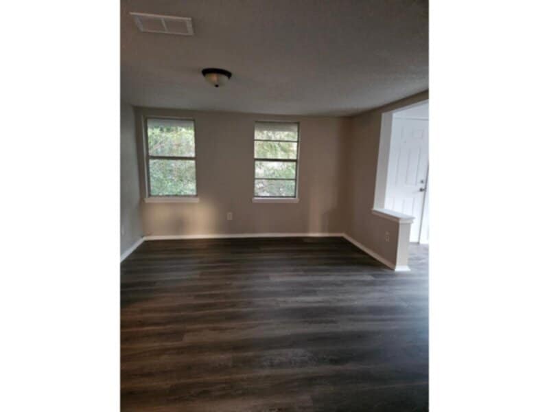 Foto del edificio - 4238-Gaffney 1/2 Gaffney St