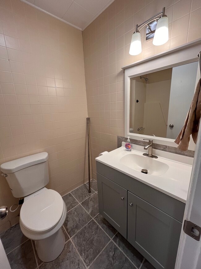 Building Photo - 7828 Tipperary Trl