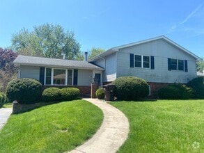 Building Photo - 1408 W Daytona Dr