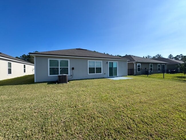 Foto del edificio - MOVE-IN SPECIAL $1950 - GATED COMMUNITY & ON THE GOLF COURSE!