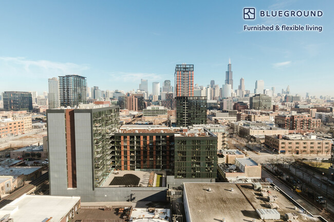 Foto del edificio - 1400 W Randolph St