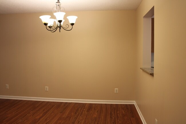 Building Photo - 230 Black Bird Ct