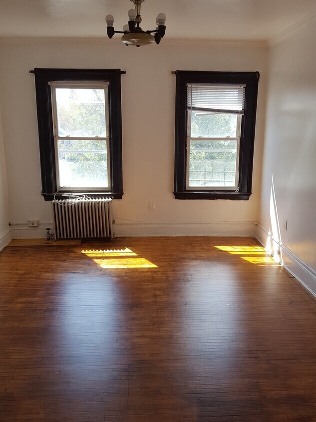 Foto principal - 110-97 85th Ave