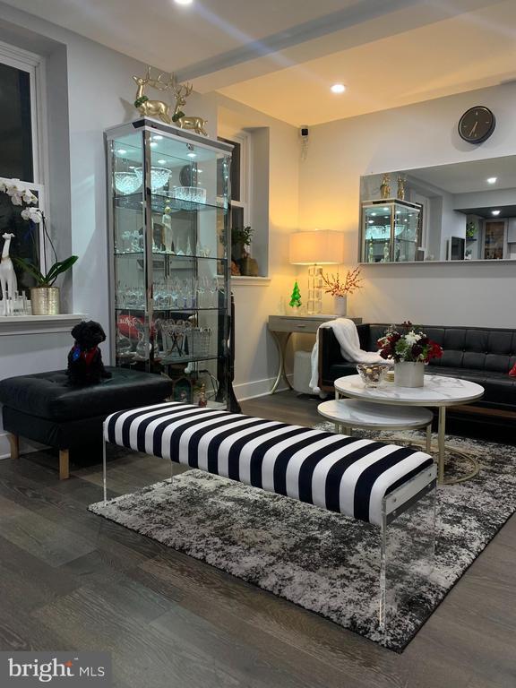 Building Photo - 1920 S St NW