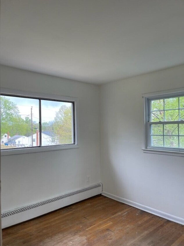 Foto principal - 14105 Robinson Ct