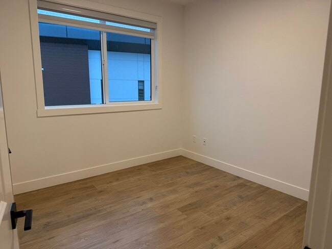 Building Photo - 1980 Upper Sundance Dr