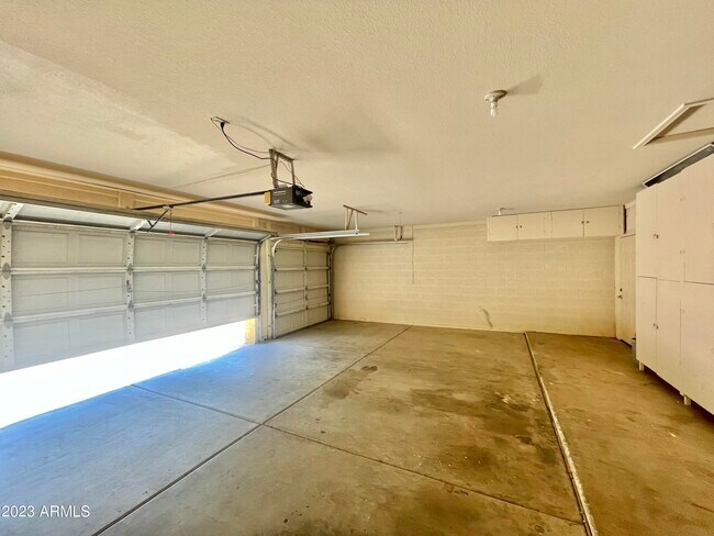 Foto del edificio - 4952 E Grandview Rd