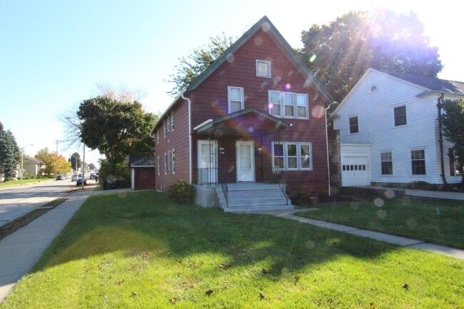 Building Photo - 2100-02 South 81st Street