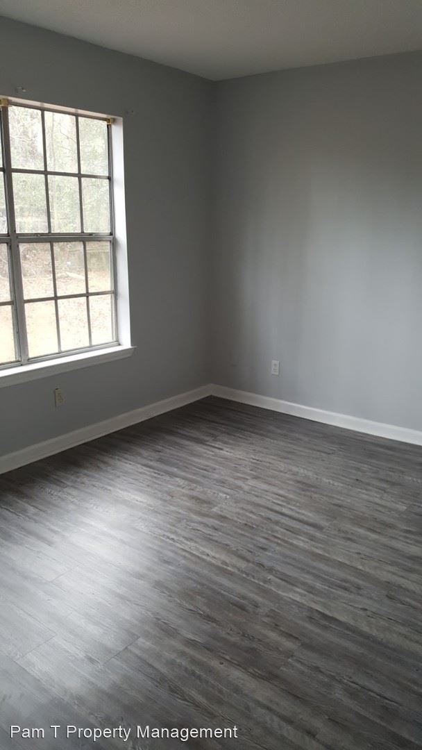 Building Photo - 2 br, 1 bath House - 108 Wisteria Court